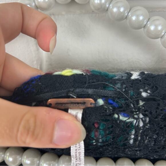 Free People Fair Isle Carnival Knit Cropped Shrug Sweater Size S - Picture 11 of 12